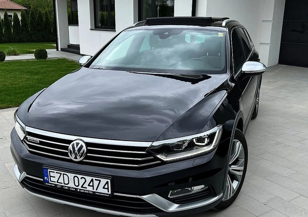 Volkswagen Passat cena 87900 przebieg: 189000, rok produkcji 2018 z Krynica-Zdrój małe 379
